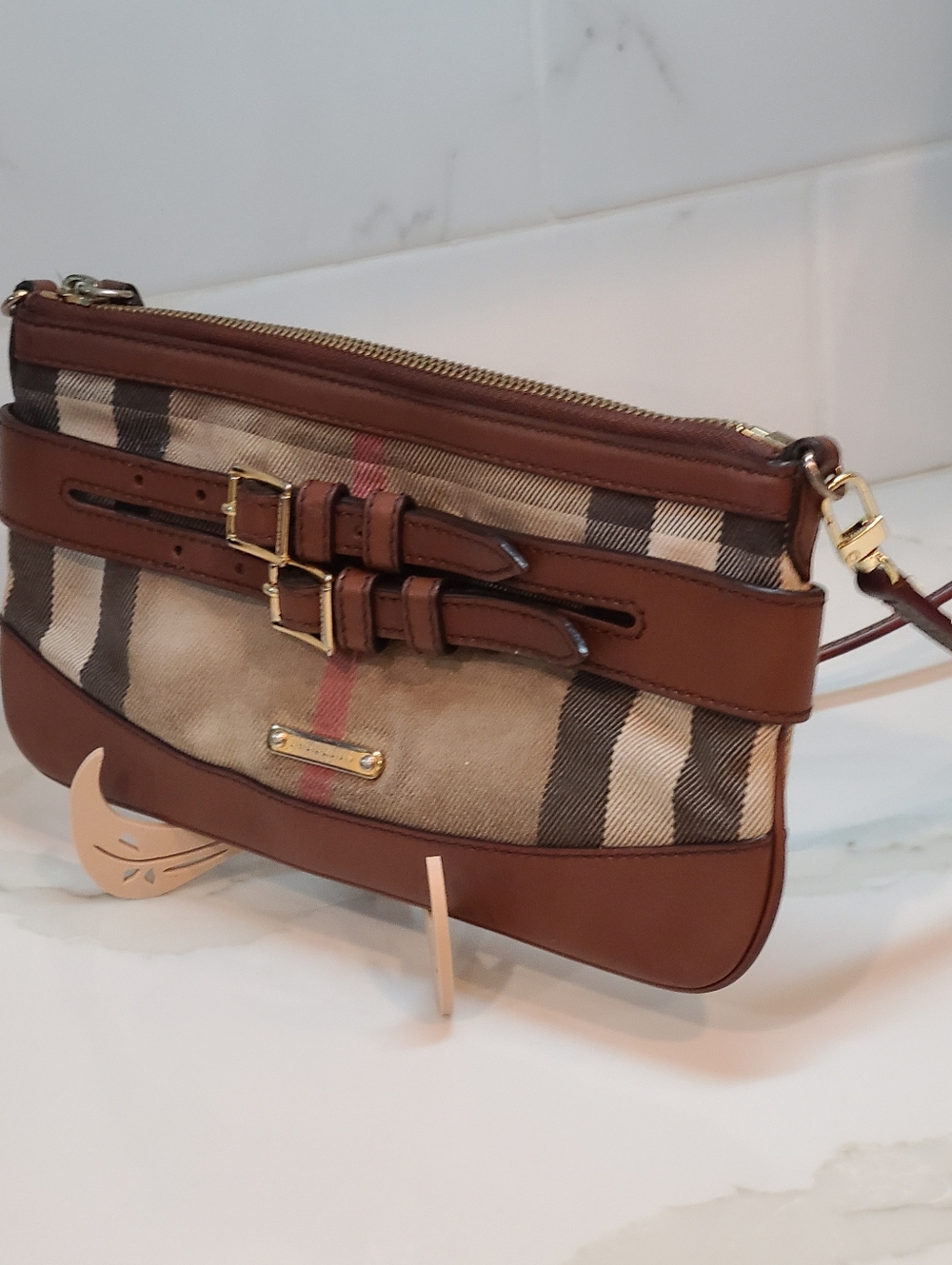 Burberry House Check Bridle Peyton Crossbody Vintage GUC Brown Leather Buckles - Picture 5 of 15